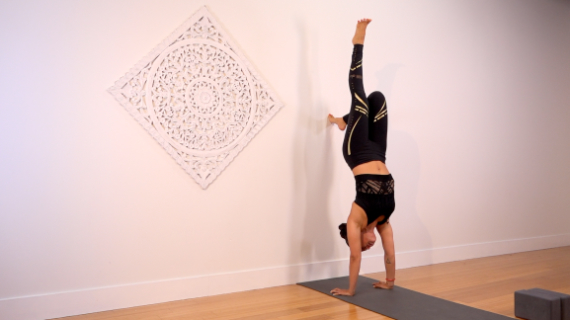 Drinie-Aguilar-Yoga-Collective-Wall-to-Handstand-1