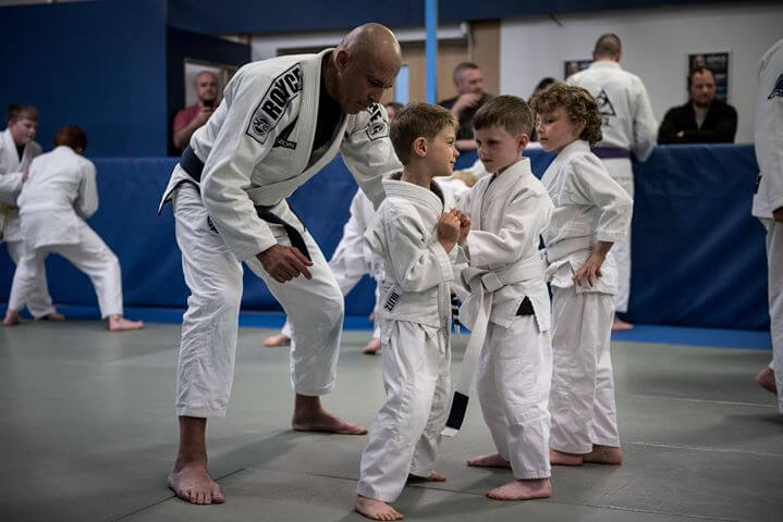 GRACIE-ACADEMY-Gracie-Bully-Proof-Program-1