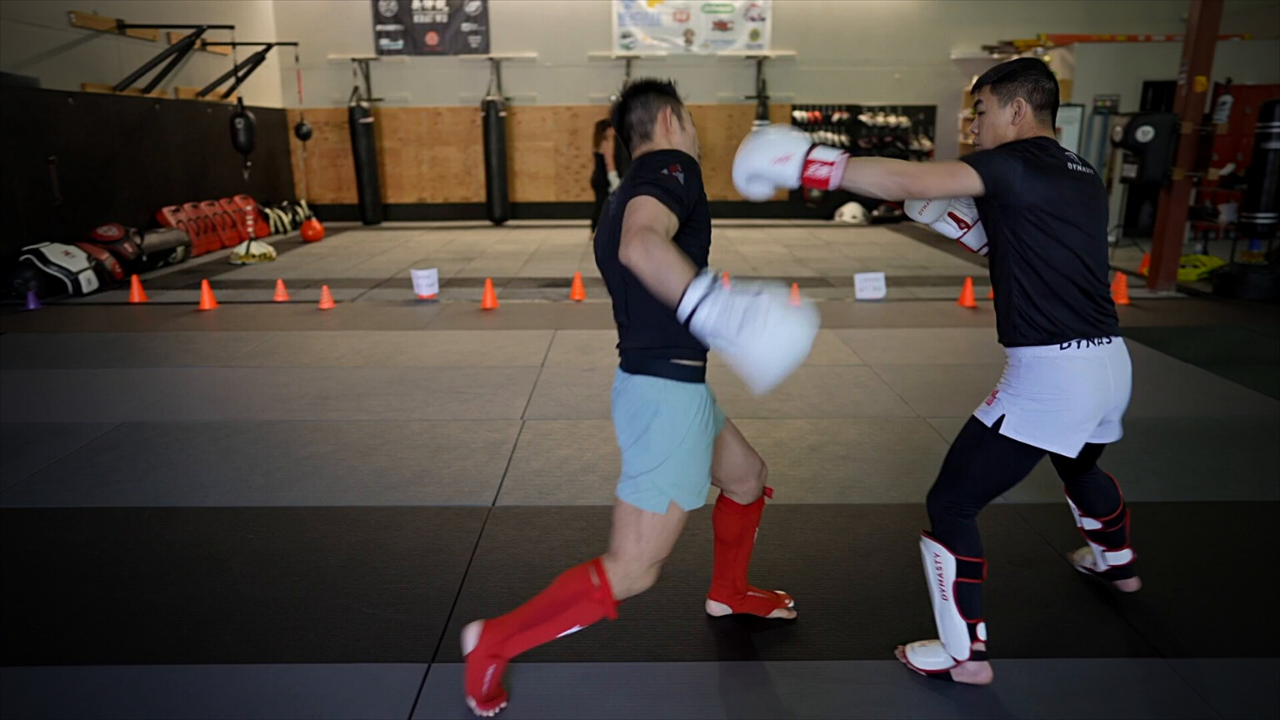 MMA-Shredded-Head-Movement-For-Combat-Sports-and-Self-Defense