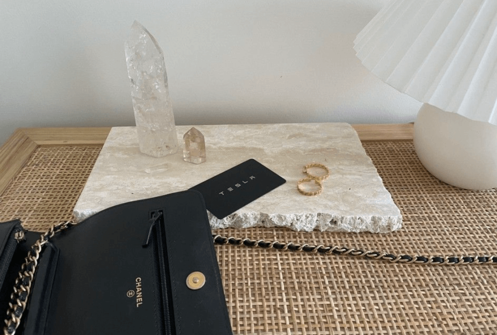 Kimberley Wenya – Abundant Money Attraction