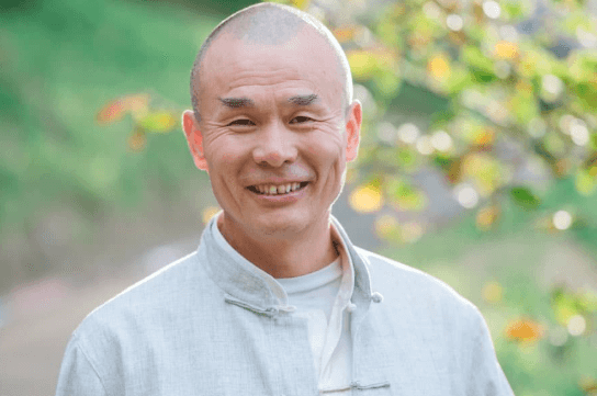 Yuan Tze Ren Xue – Zhineng Qigong Practice – Disc 12 Open Close Pulling Qi. Building Qifield for Qi Therapy (1)