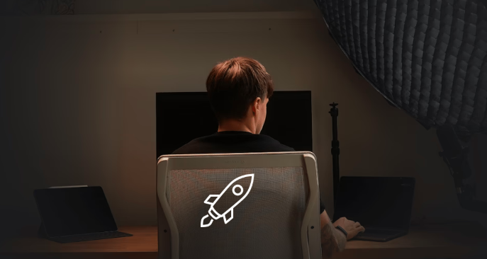 Anna Hickman - Independent Creator 2025