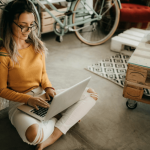 Kelly VanHoveln – Effortless Sales Mini-Course